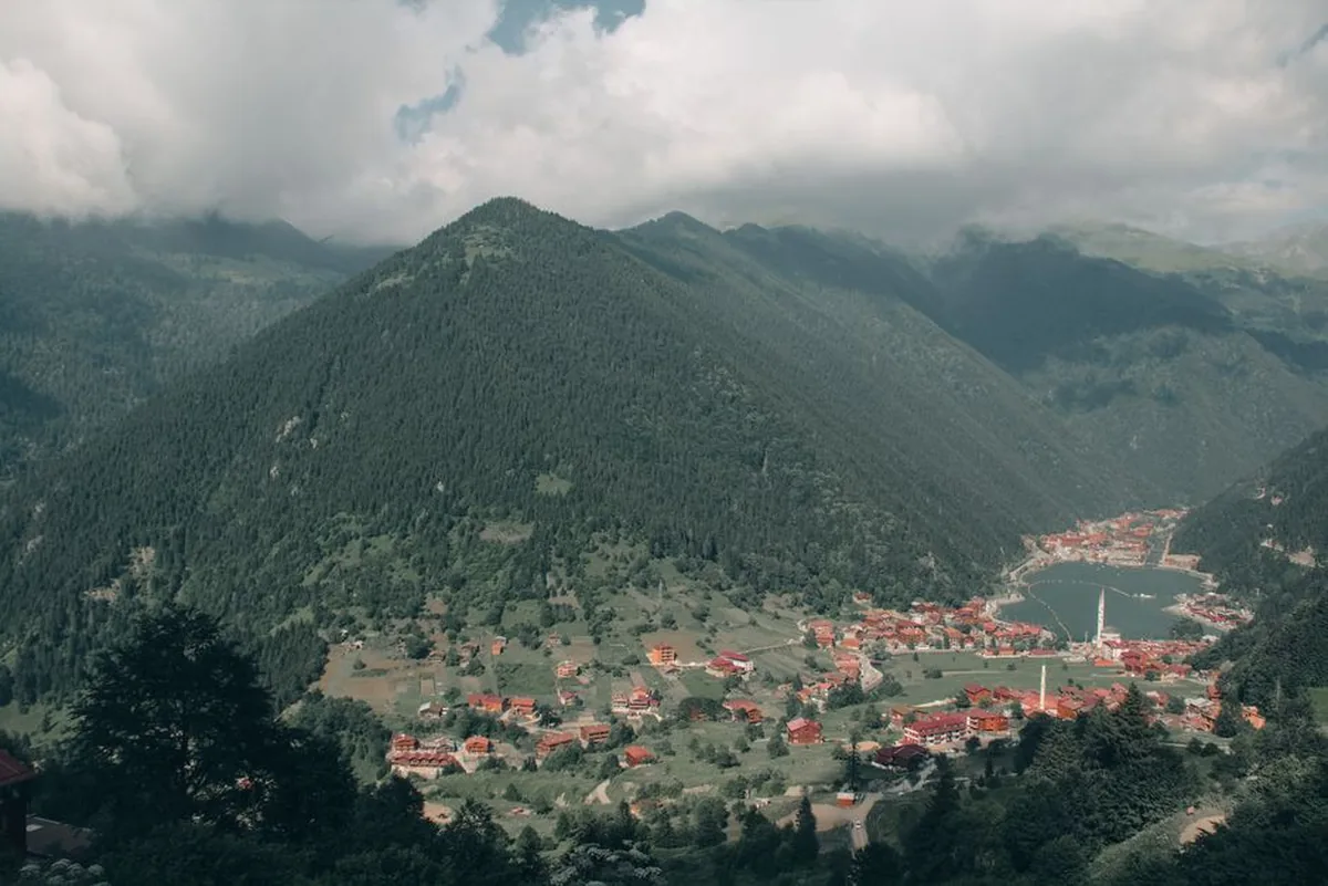منطقة هضاب طرابزون (Trabzon Yaylaları) في تركيا — دليل السياحة